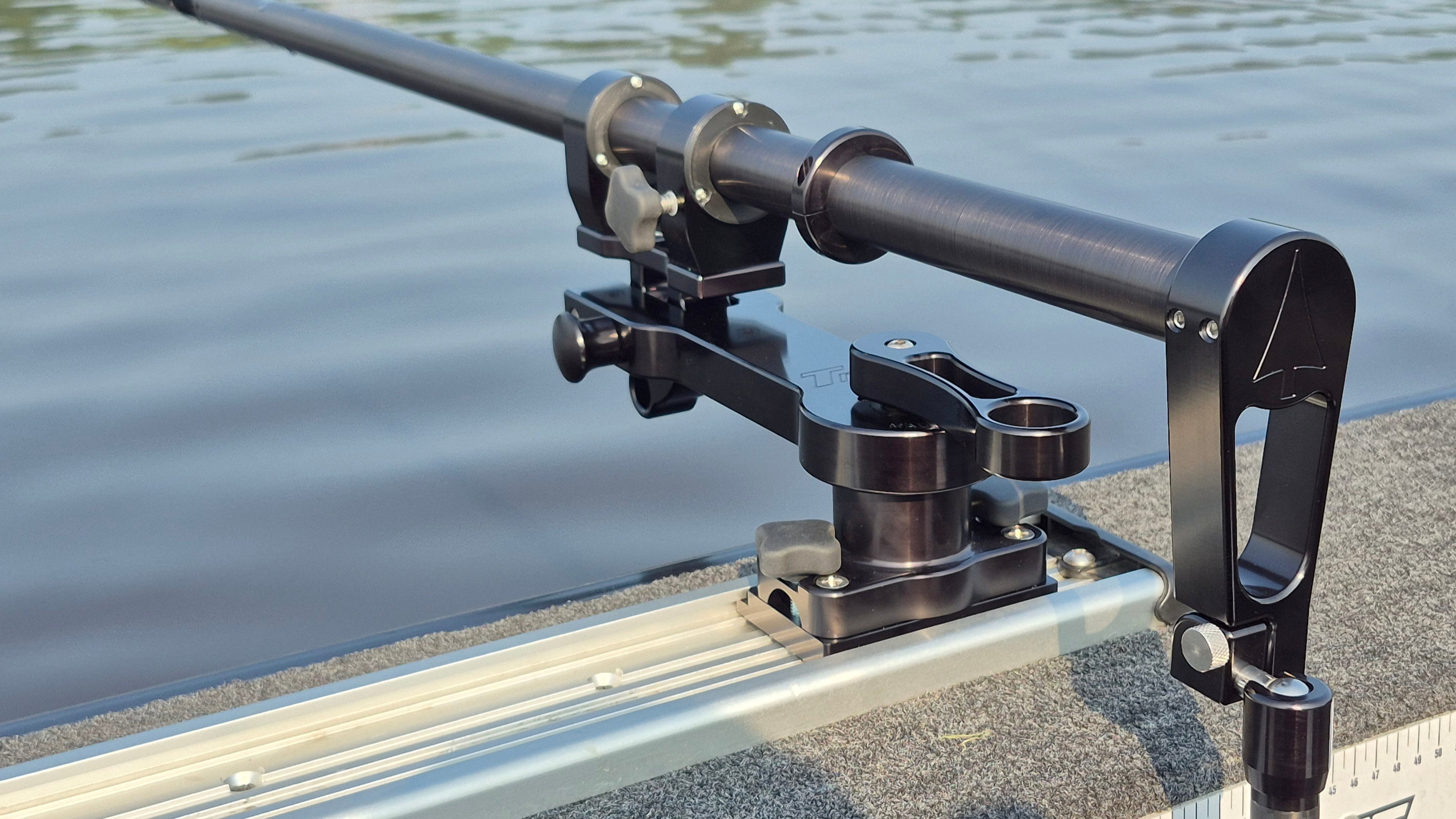 TMP Single Pivot Livescope FFS Pole